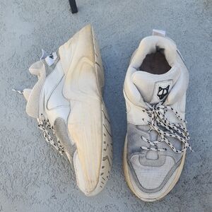 Naked Wolf White and Gray Sneakers Size 9